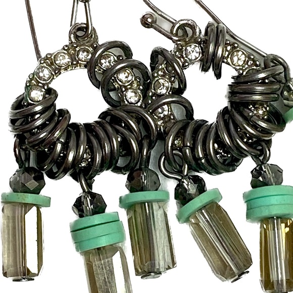 A pair of chandelier eccentric earrings very unusual - Picture 3 of 9